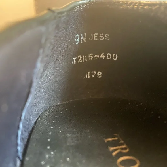 Trotters Jess Navy Blue Women's Slip On Comfort Leather Loafer, size 9 N - Picture 6 of 14